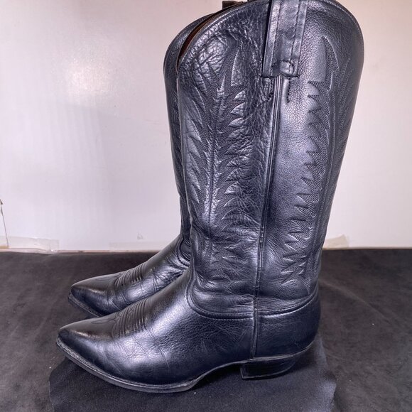 Women's  7.5 Vintage Tony Lama Black Western Cowboy Boot, Western Style Design - Picture 6 of 11